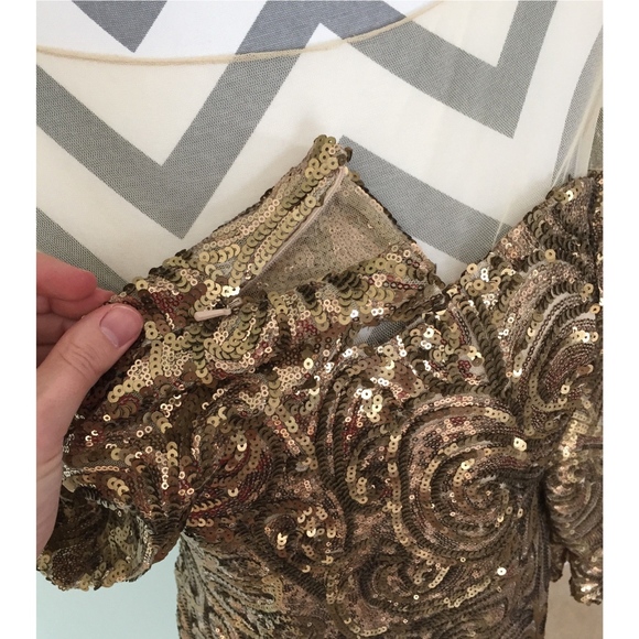 Last Chance!! BADGLEY MISCHKA Gold Sequin Formal Party Dress NEW - Picture 4 of 7